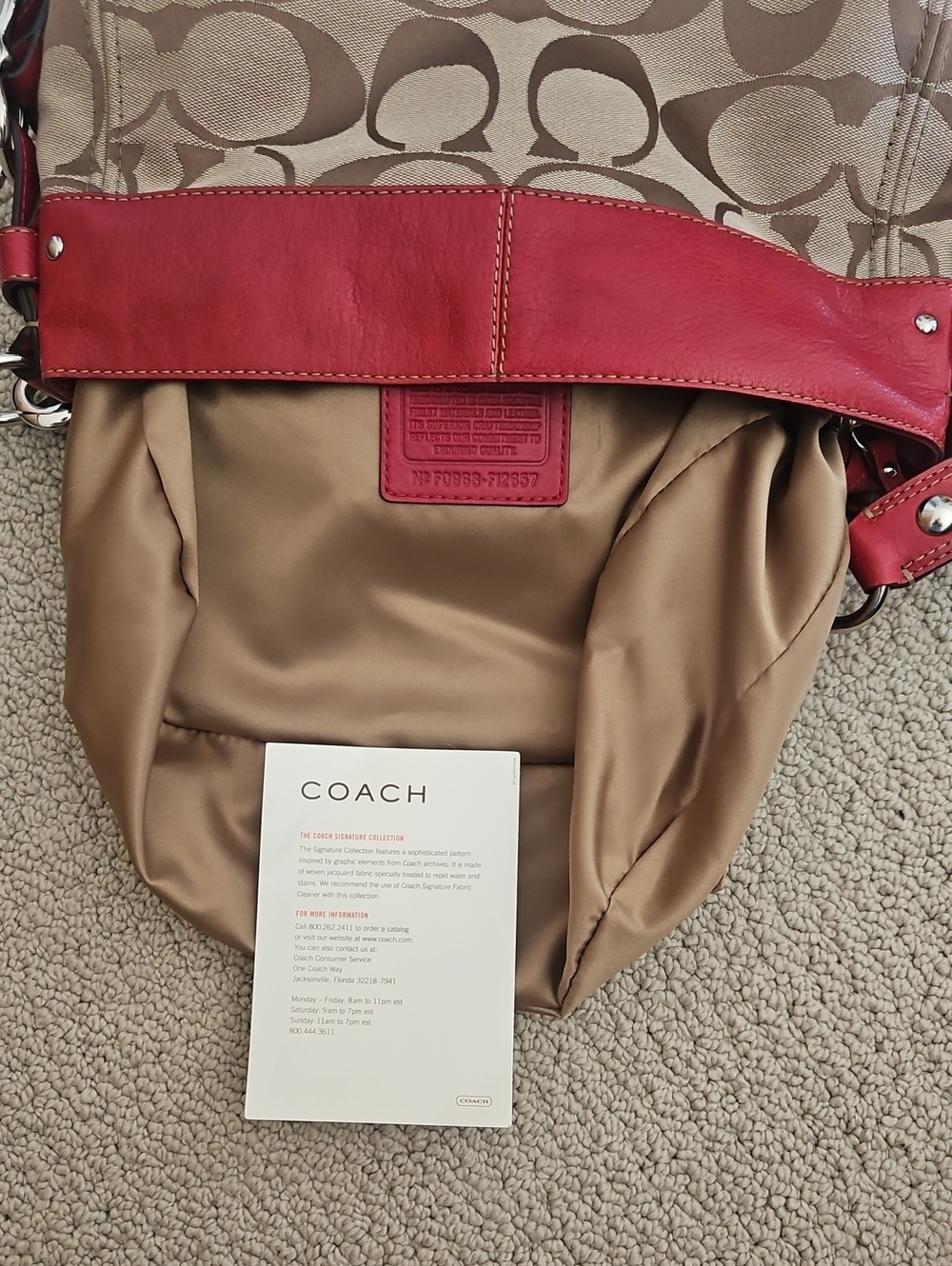 Vintage Coach Zoe Bag 2009 - Picture 5 of 6